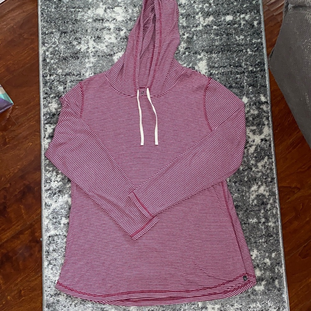 Eddie Bauer - Long sleeve, light weight top